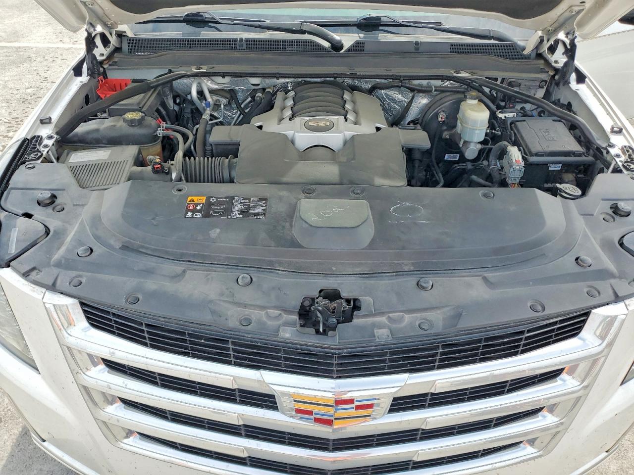 2016 CADILLAC ESCALADE