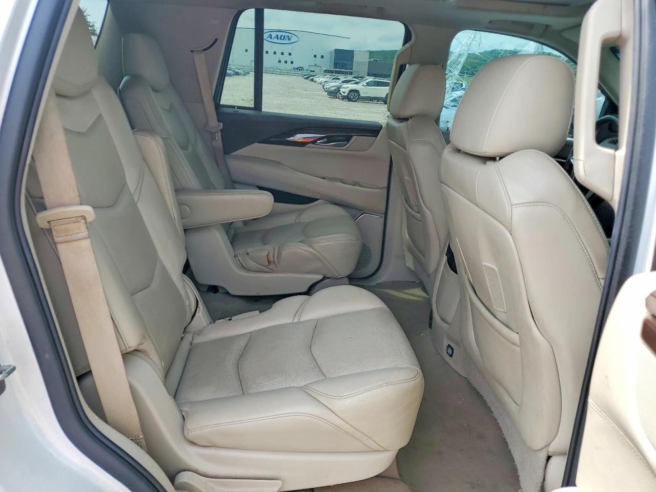 2016 CADILLAC ESCALADE