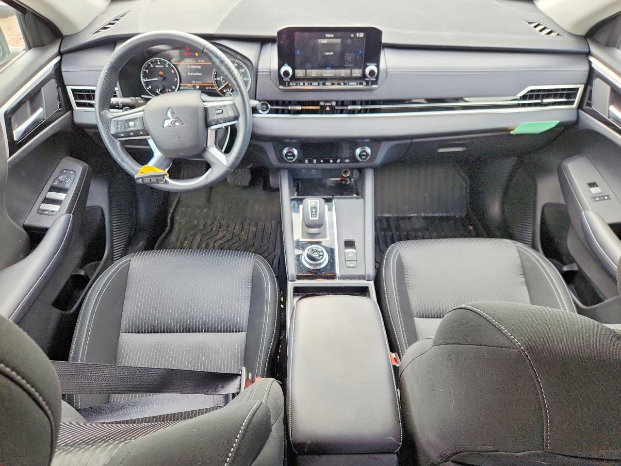 2024 MITSUBISHI OUTLANDER