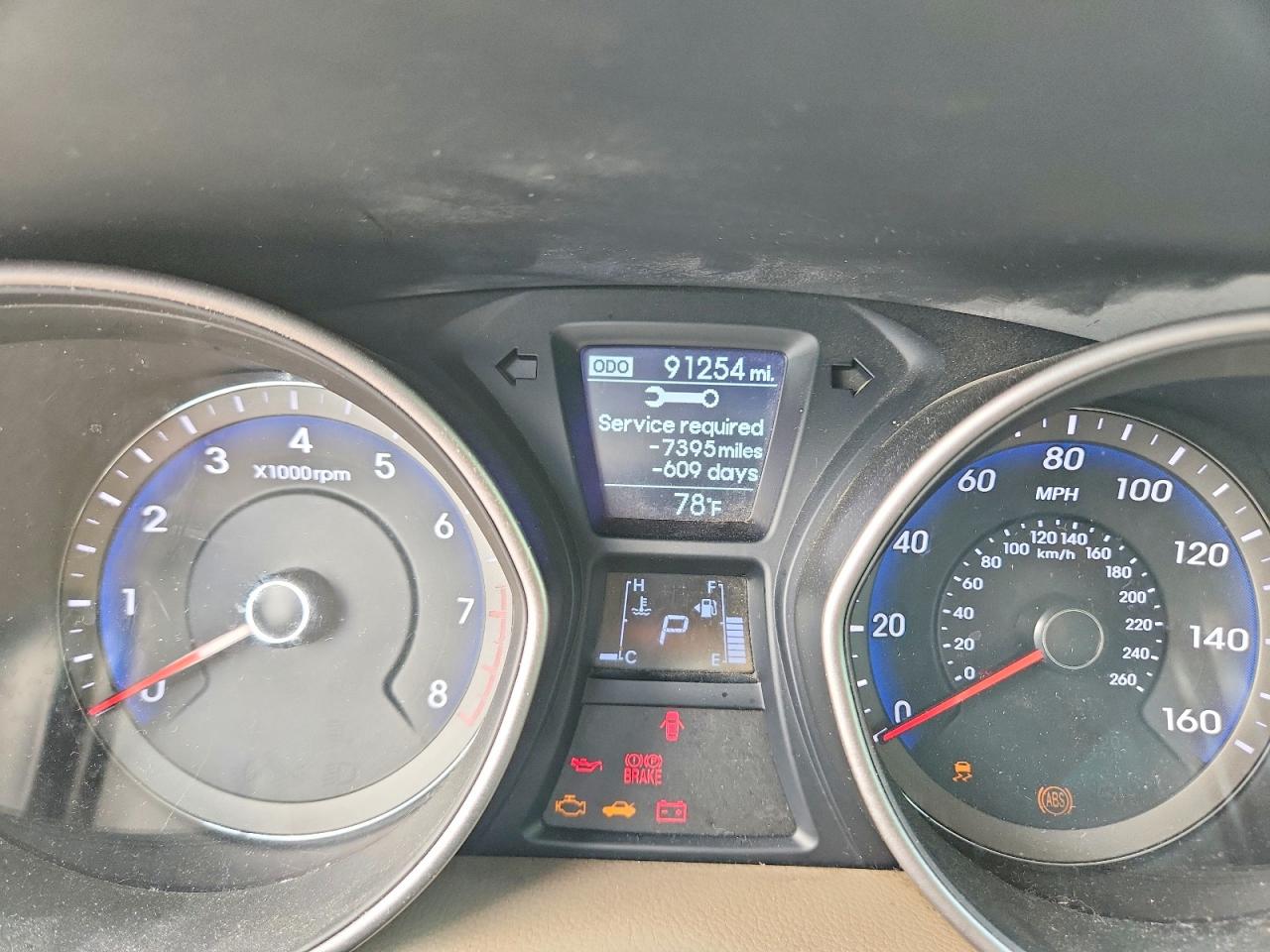 2016 HYUNDAI ELANTRA