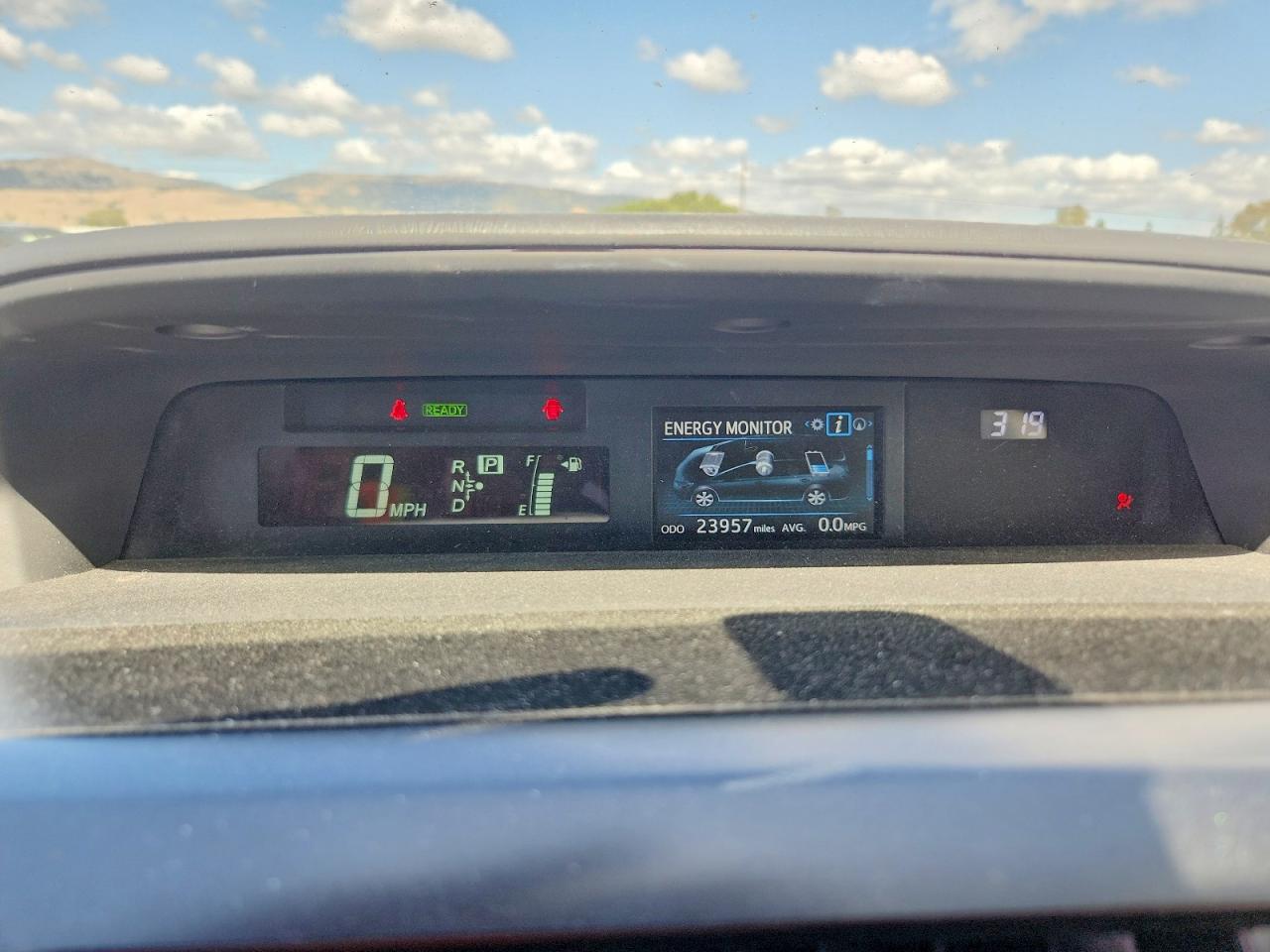 2016 TOYOTA PRIUS