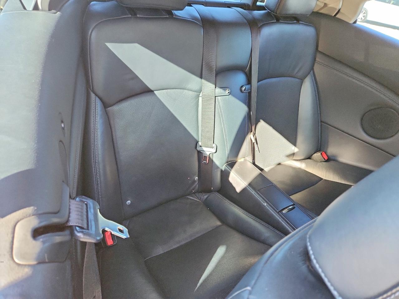 2011 LEXUS IS