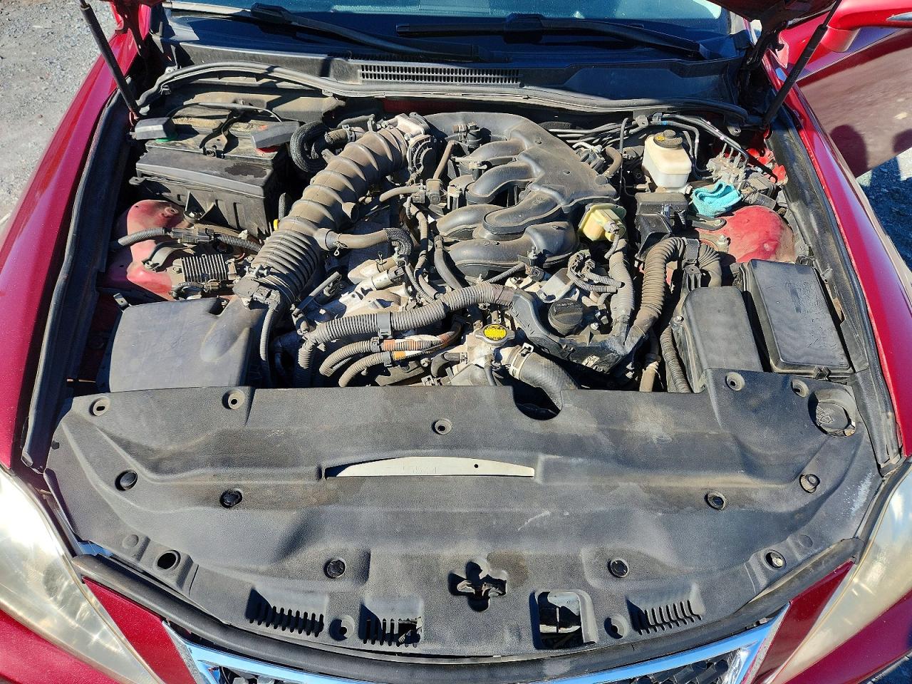 2011 LEXUS IS