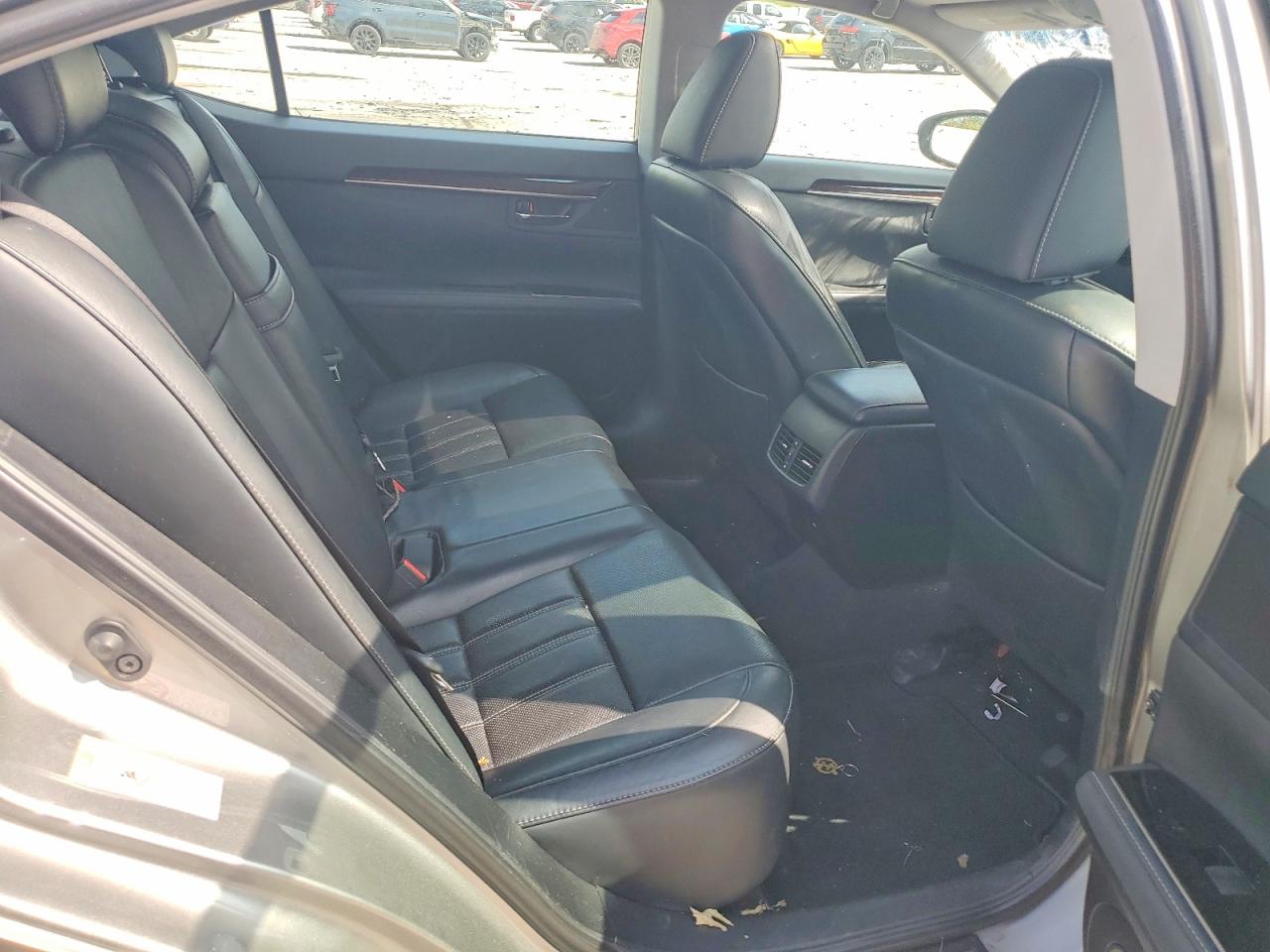 2016 LEXUS ES350