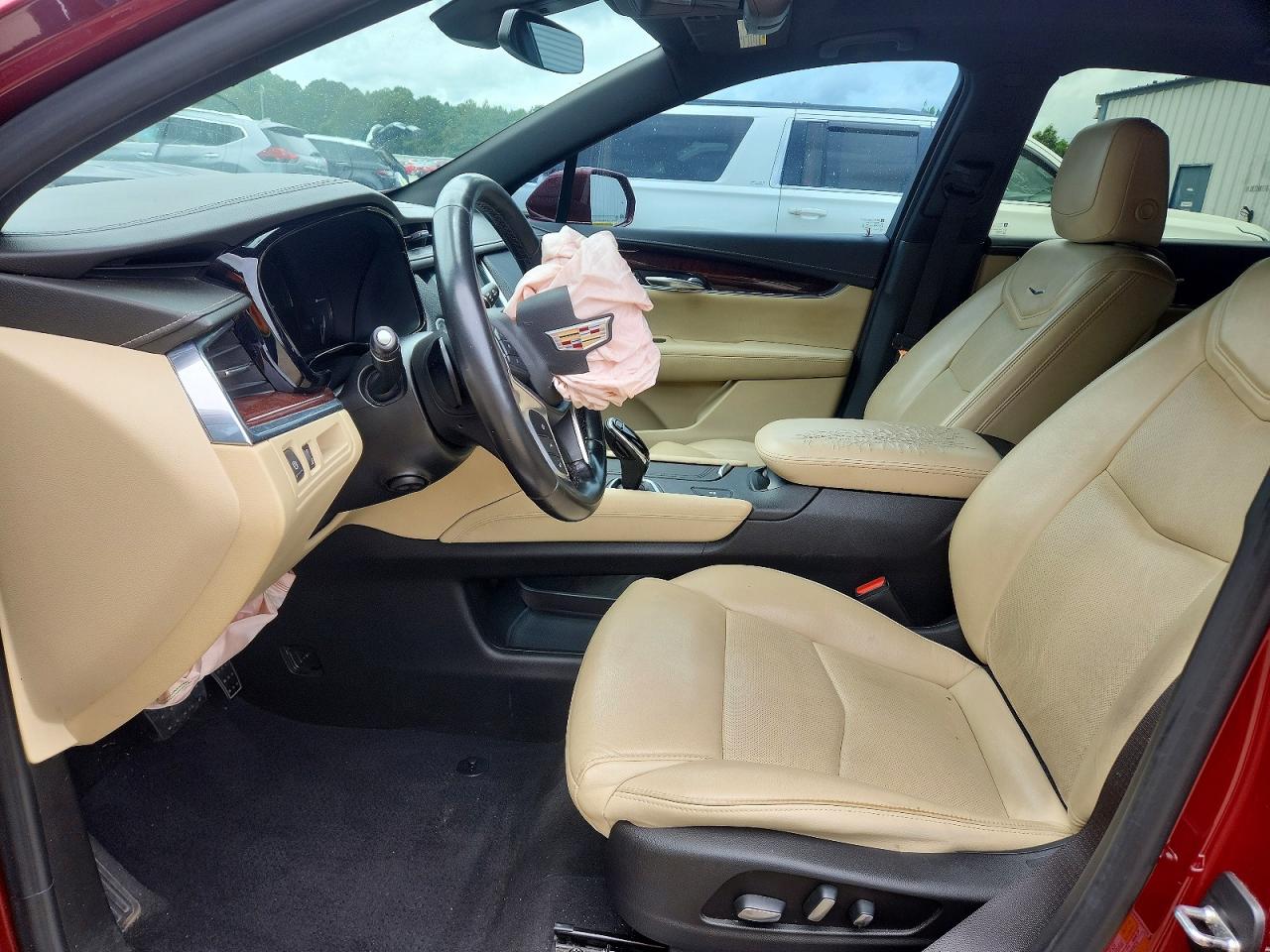2018 CADILLAC XT5