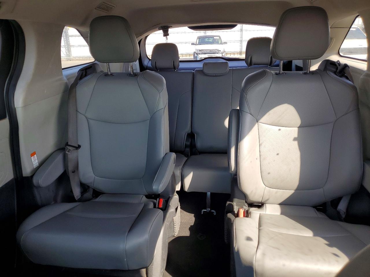 2022 TOYOTA SIENNA