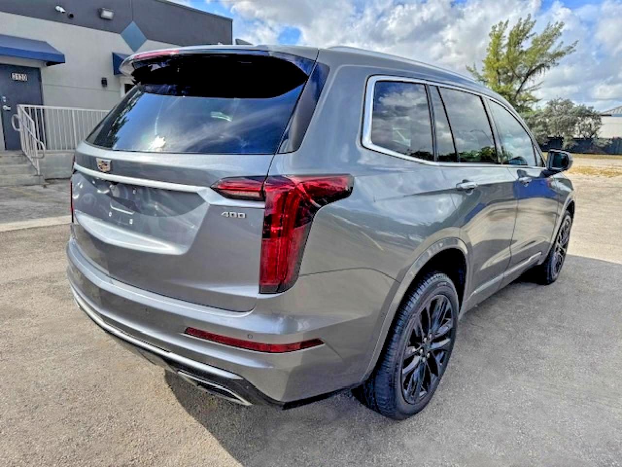 2020 CADILLAC XT6