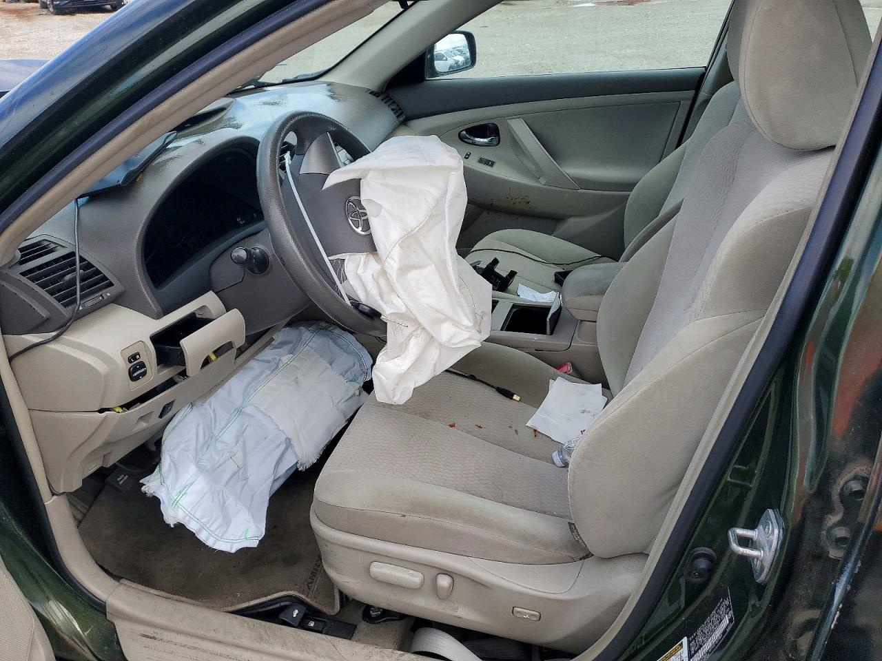 2010 TOYOTA CAMRY