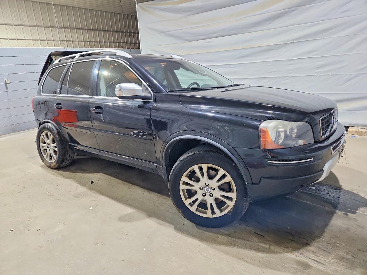 2014 VOLVO XC90