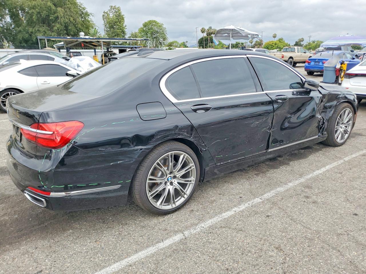 2016 BMW 7 SERIES