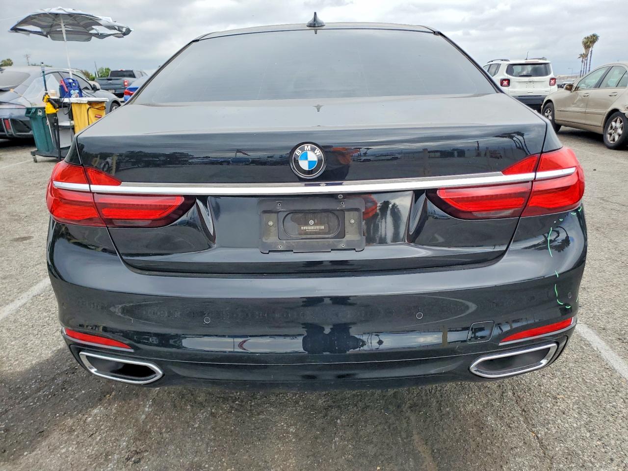 2016 BMW 7 SERIES