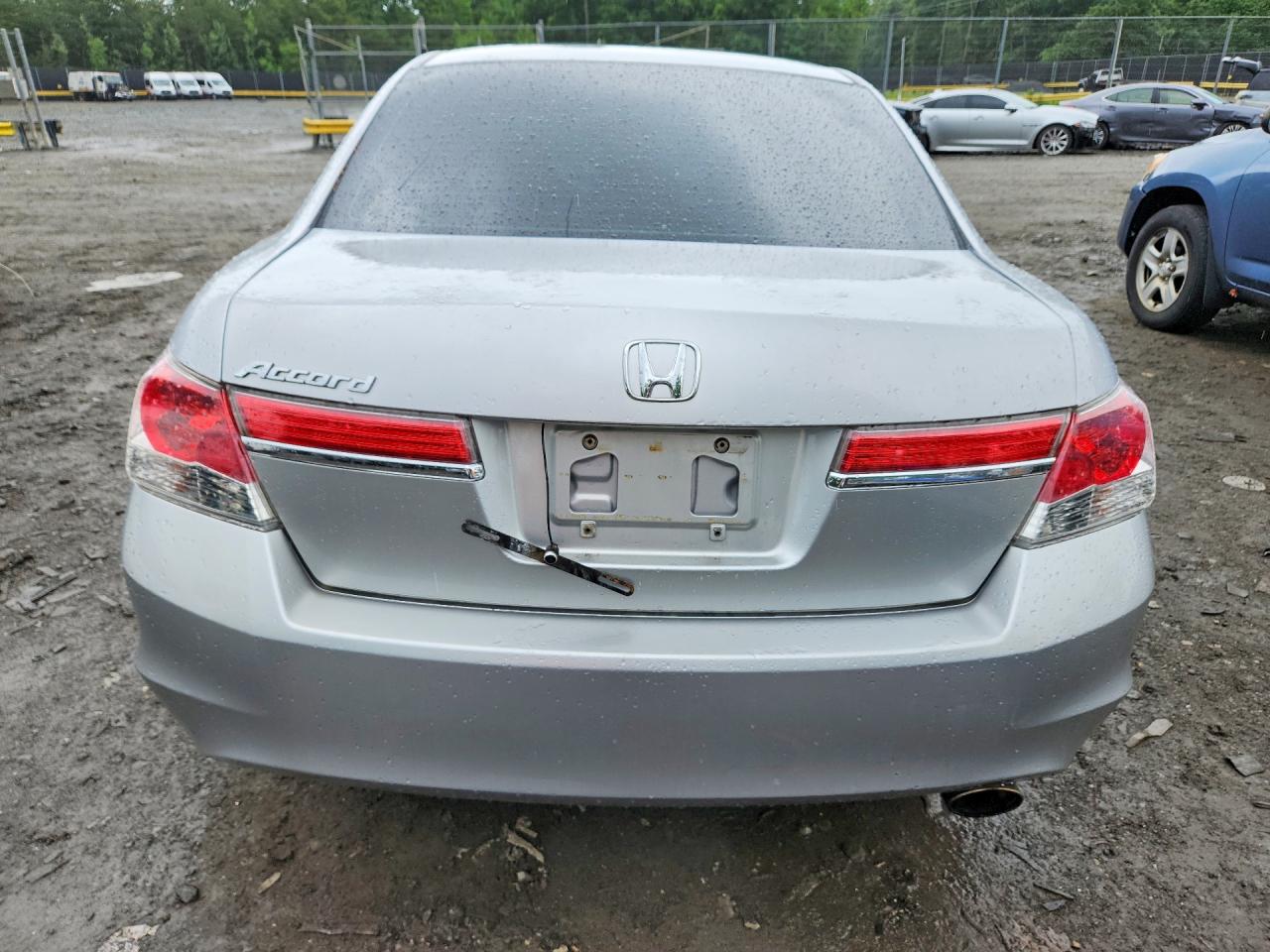 2011 HONDA ACCORD