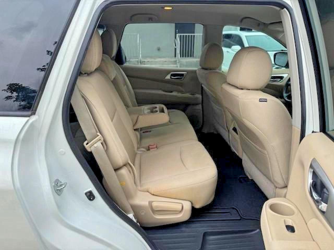 2017 NISSAN PATHFINDER