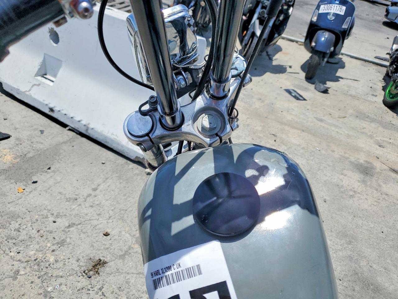 1999 HARLEY-DAVIDSON SPRTSTR120