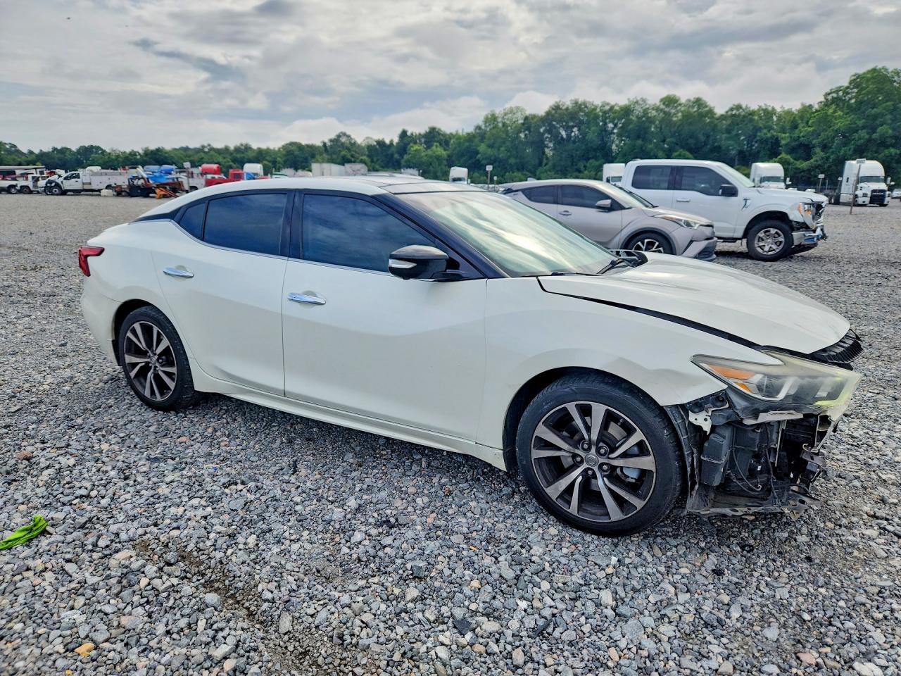 2016 NISSAN MAXIMA