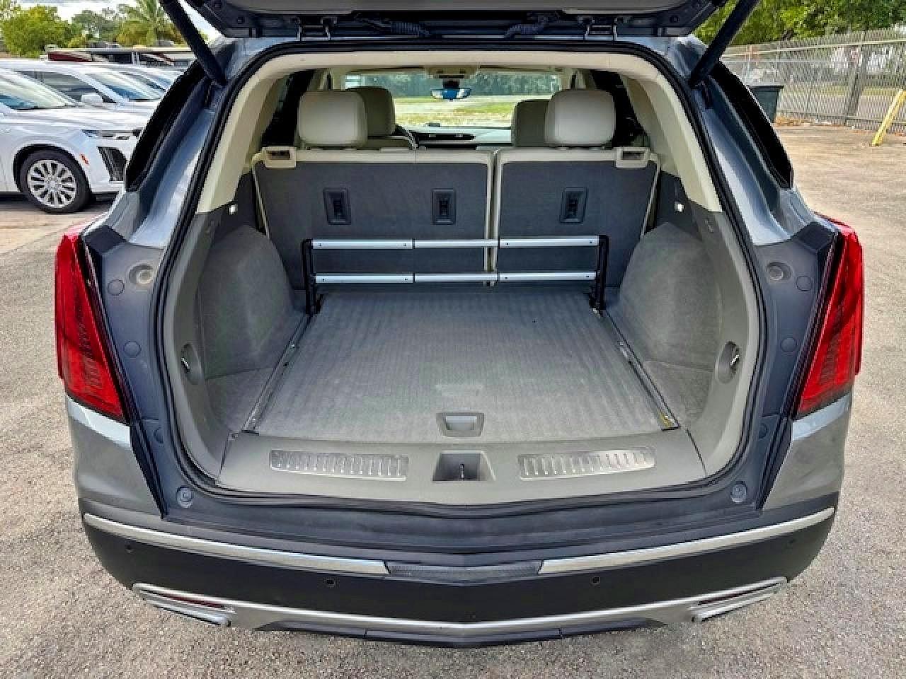 2020 CADILLAC XT5