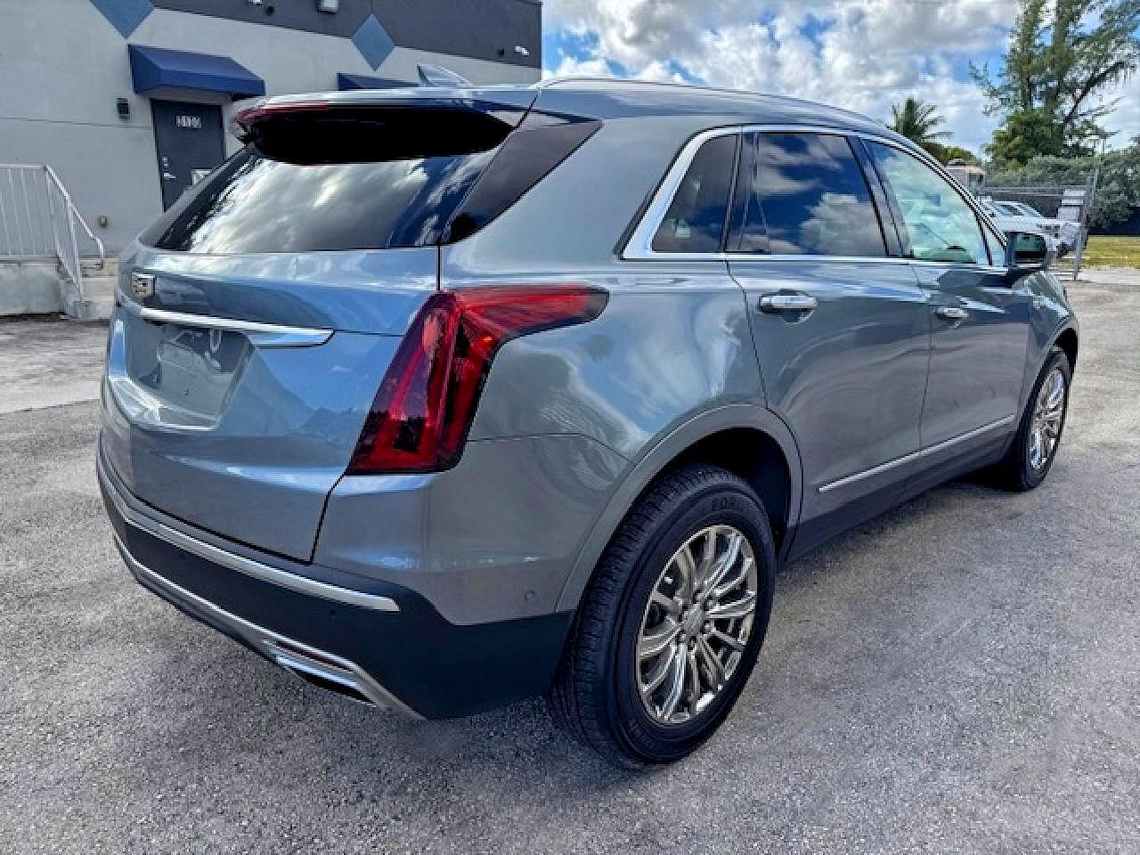 2020 CADILLAC XT5