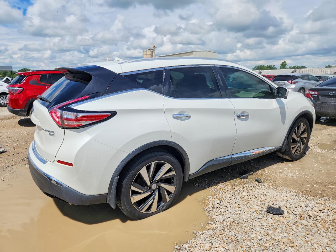 2015 NISSAN MURANO