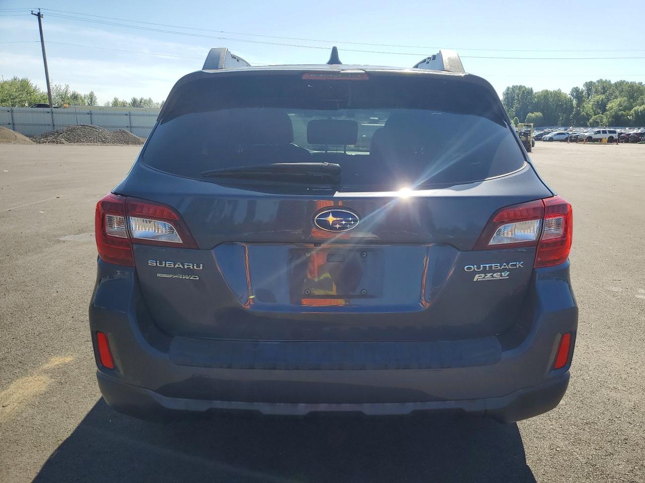 2016 SUBARU OUTBACK
