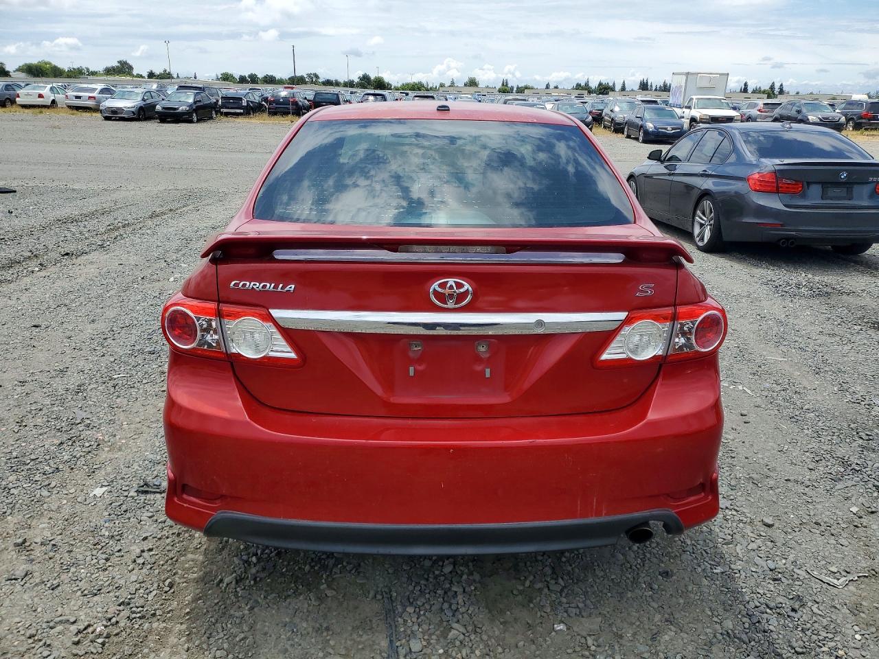 2013 TOYOTA COROLLA