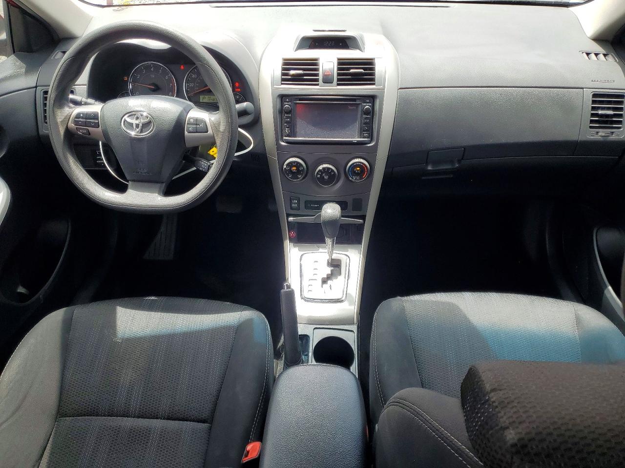 2013 TOYOTA COROLLA