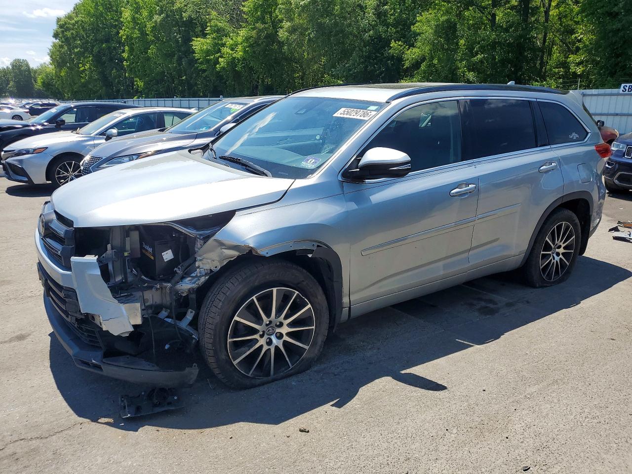 2017 TOYOTA HIGHLANDER