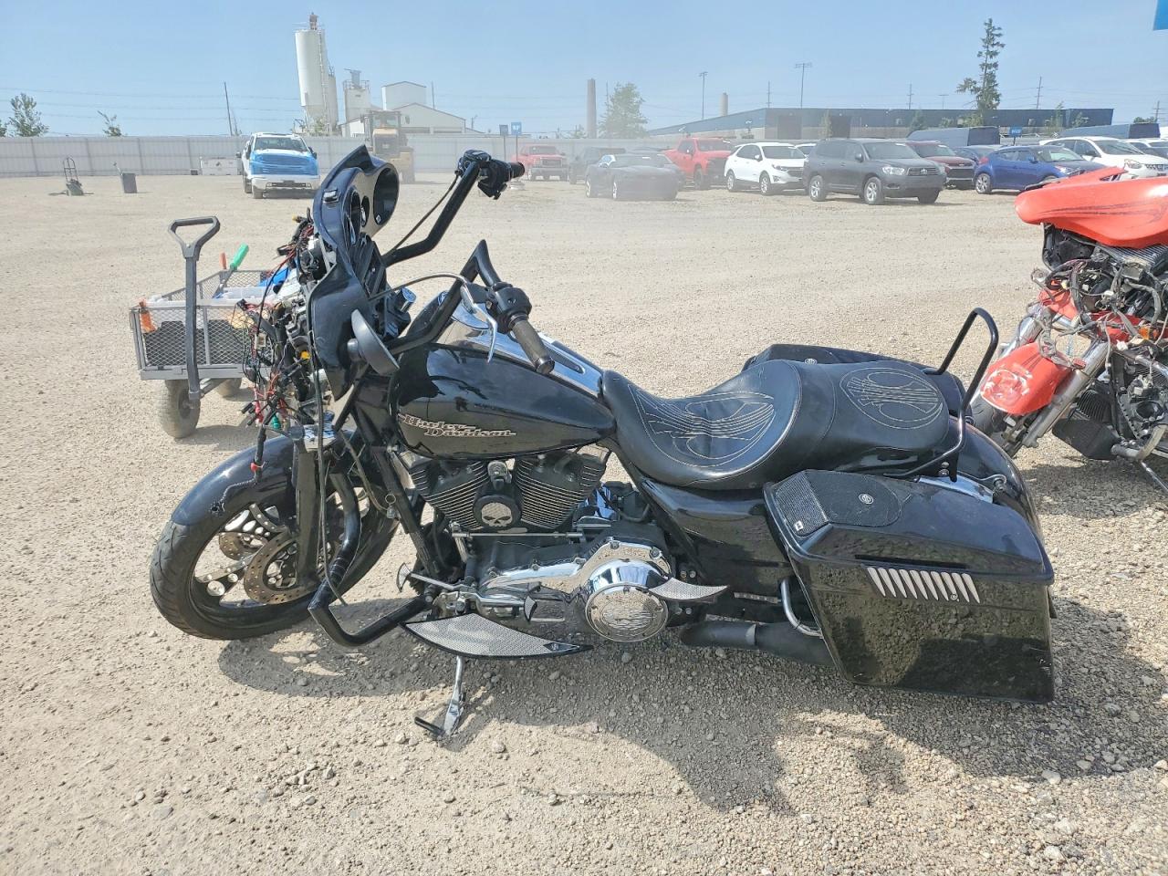 2013 HARLEY-DAVIDSON FL