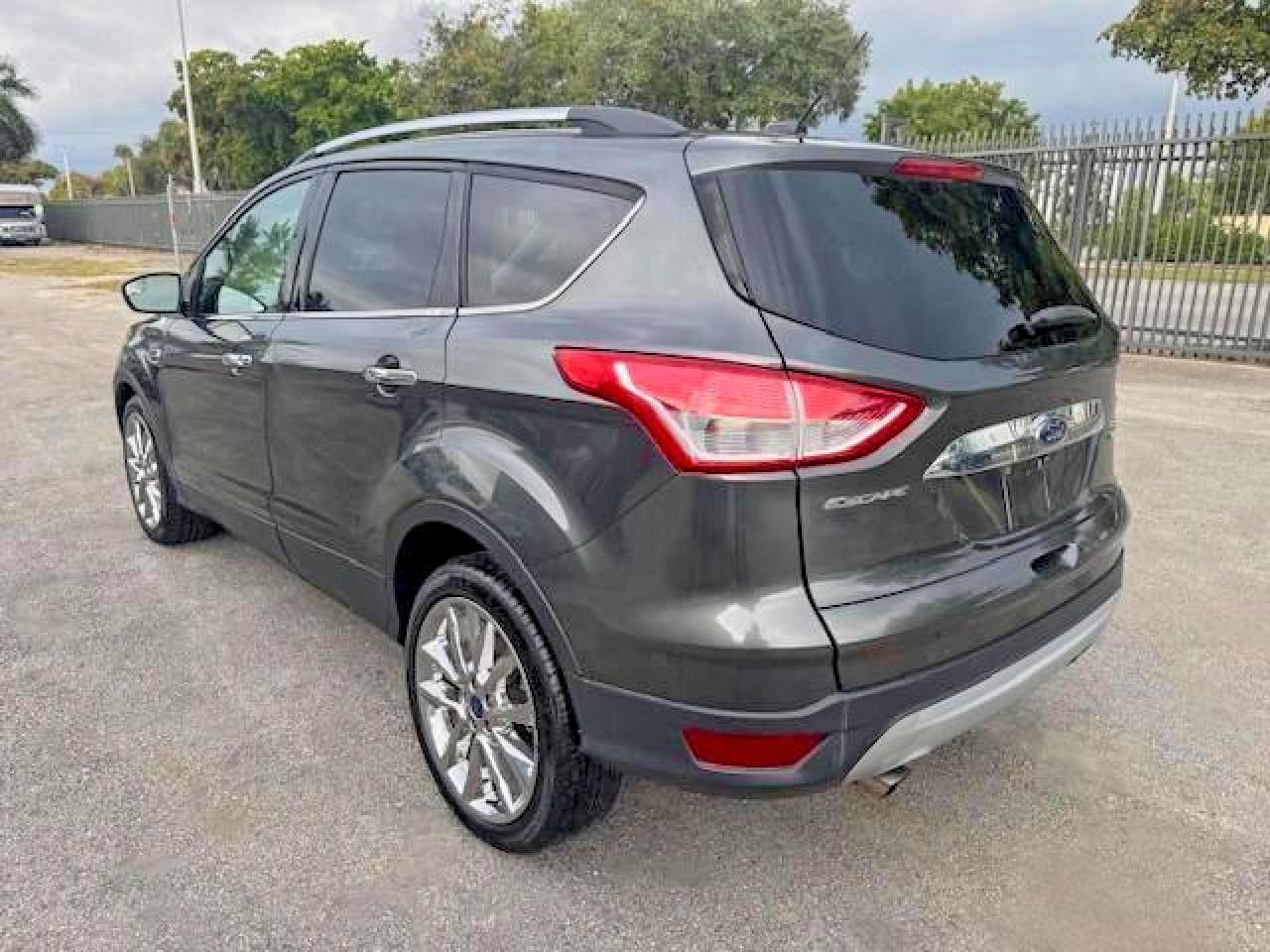 2016 FORD ESCAPE