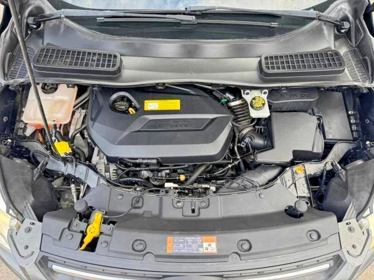 2016 FORD ESCAPE