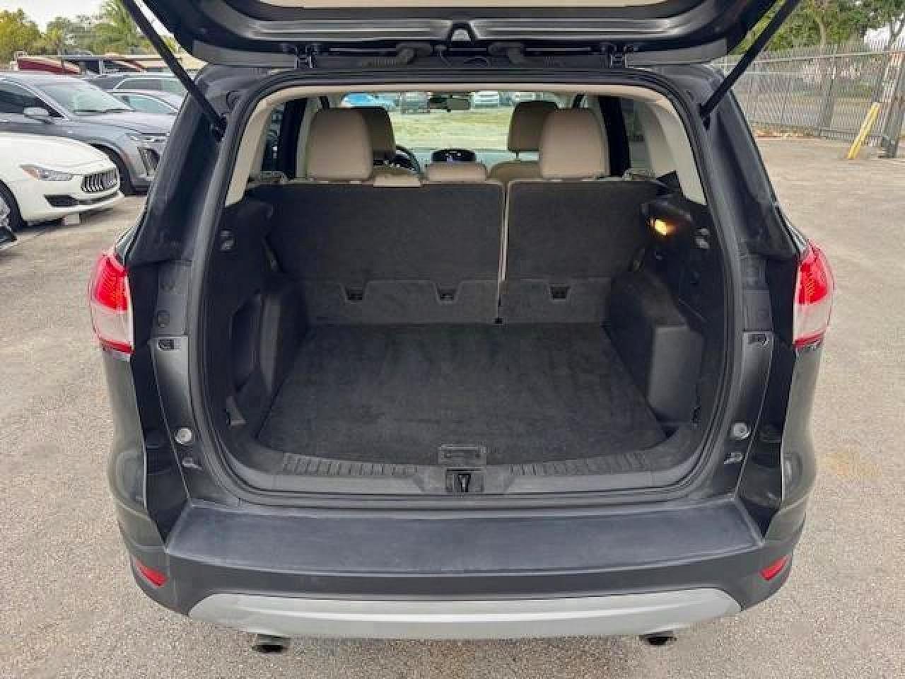 2016 FORD ESCAPE