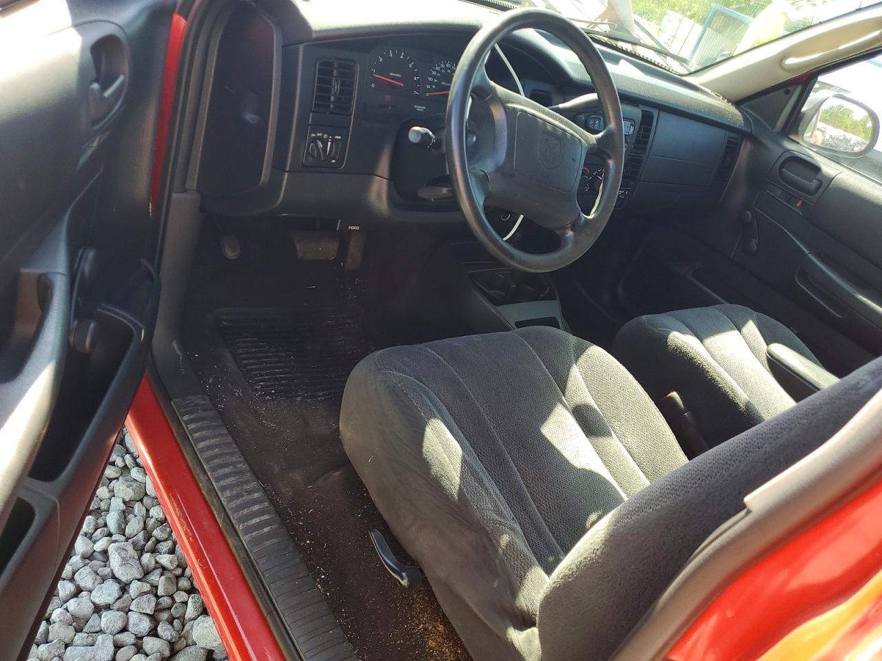 2004 DODGE DAKOTA