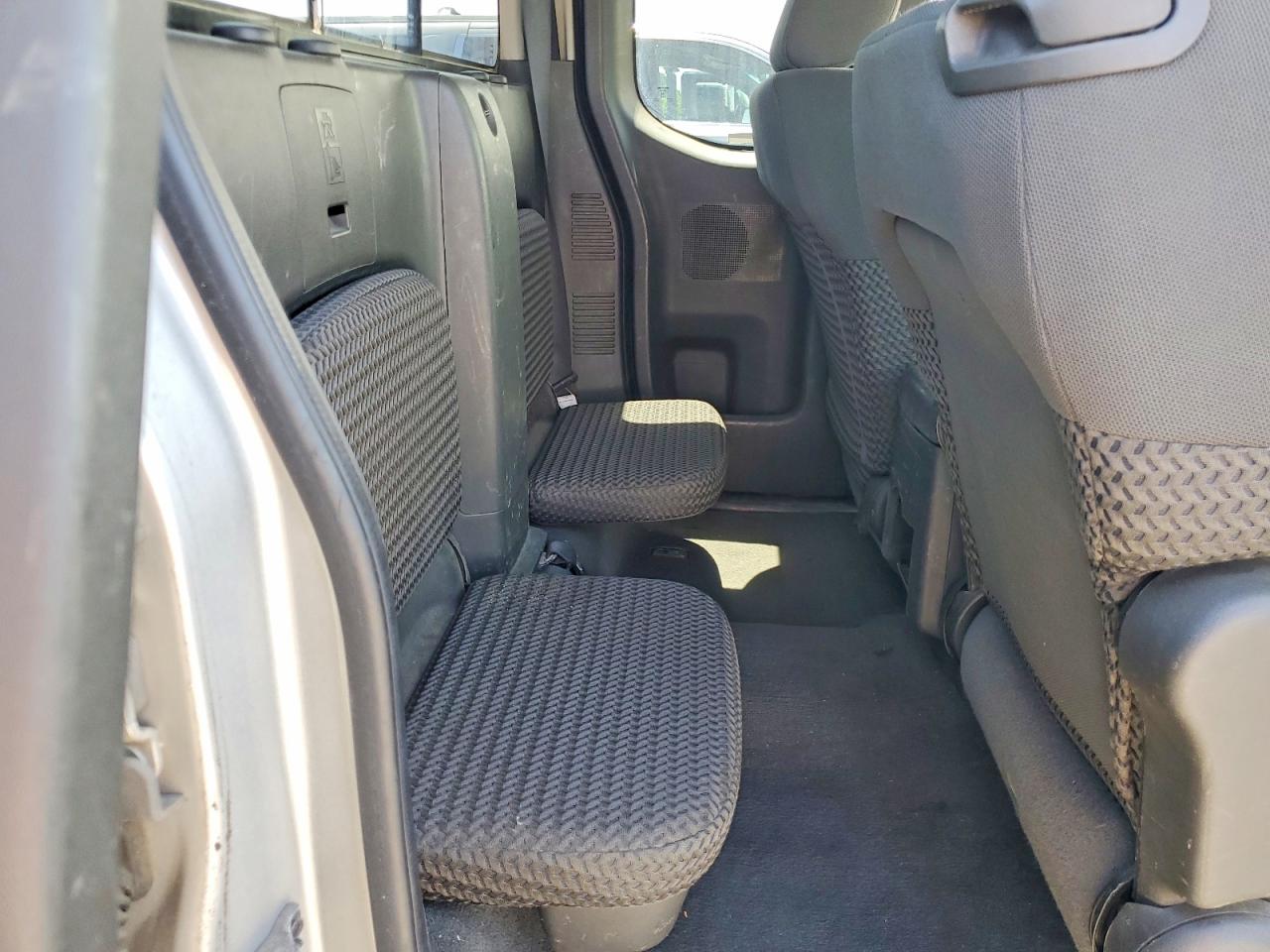 2007 NISSAN FRONTIER