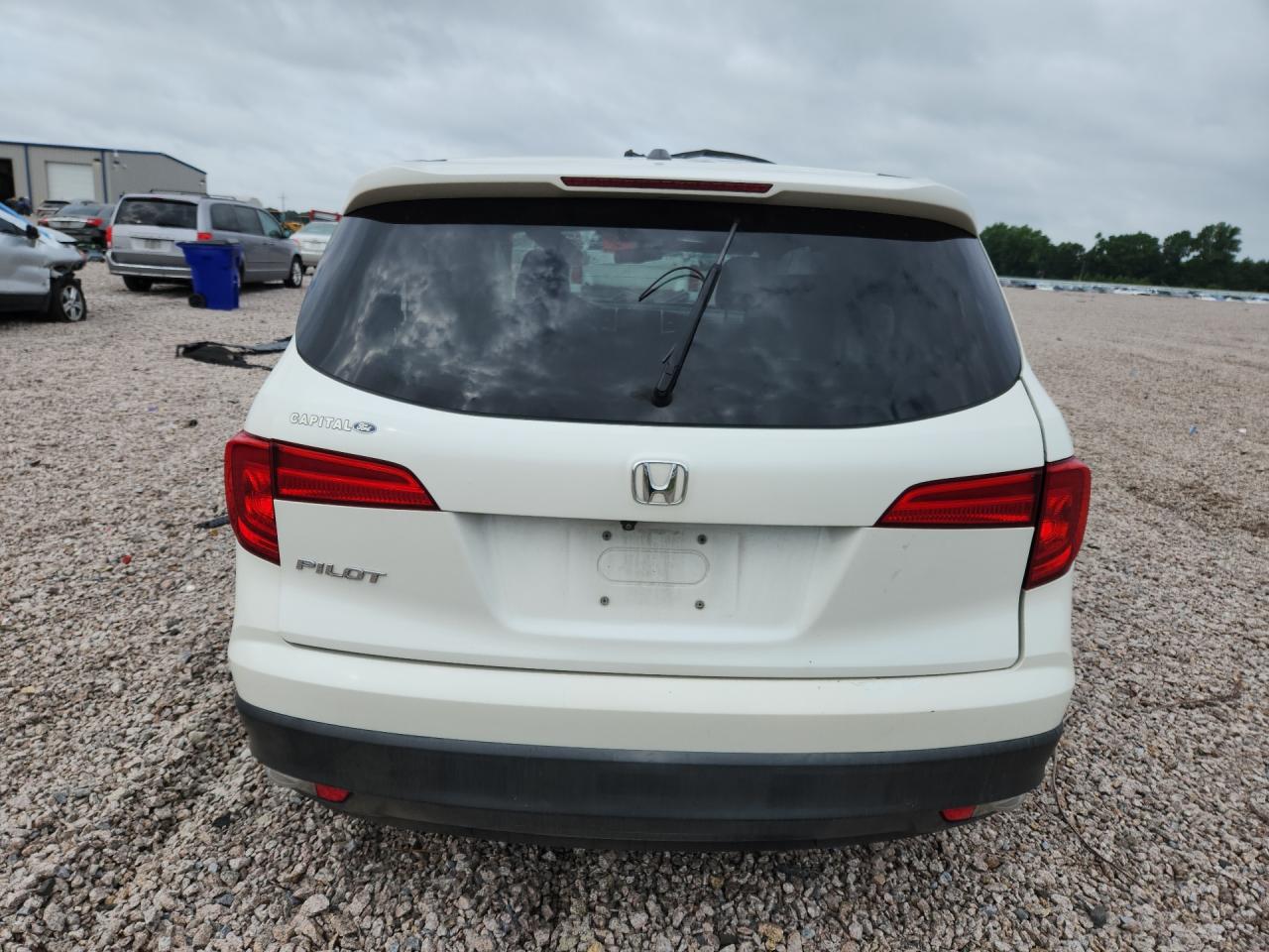 2016 HONDA PILOT