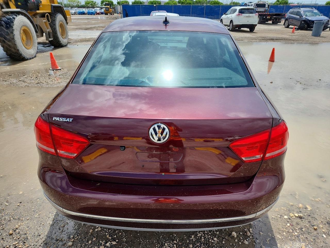 2013 VOLKSWAGEN PASSAT