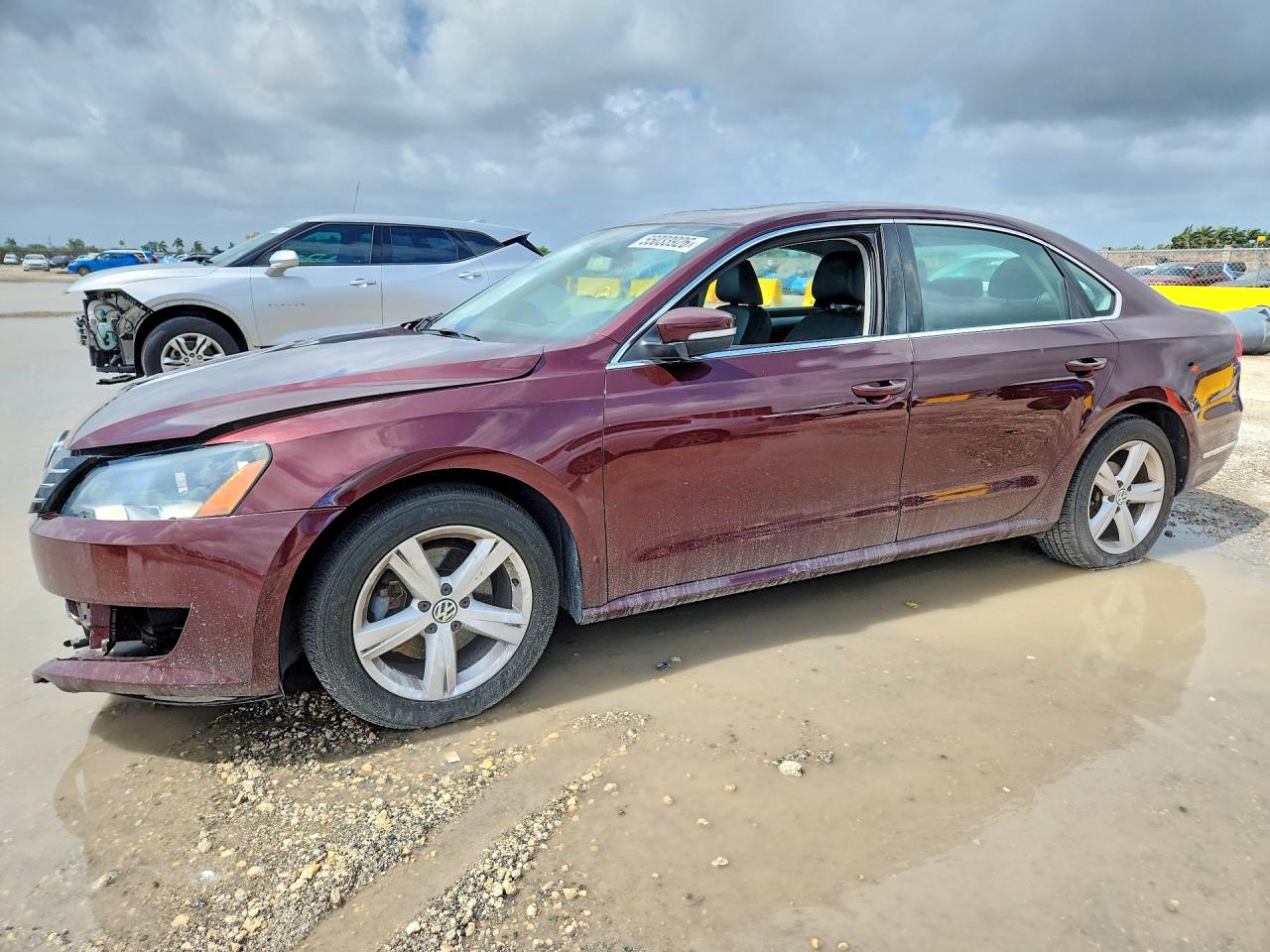 2013 VOLKSWAGEN PASSAT