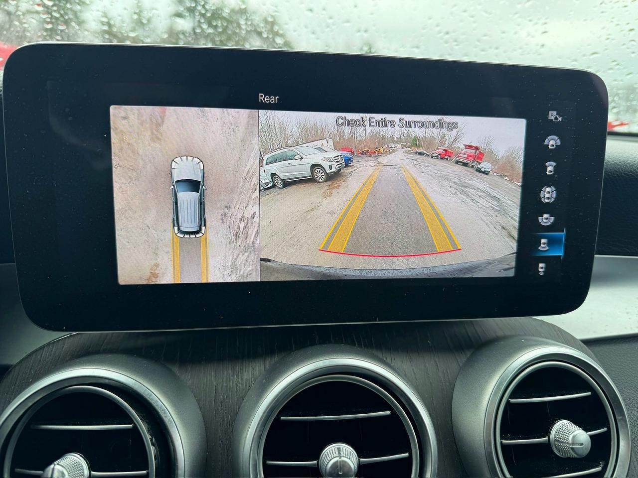 2022 MERCEDES-BENZ GLC-CLASS