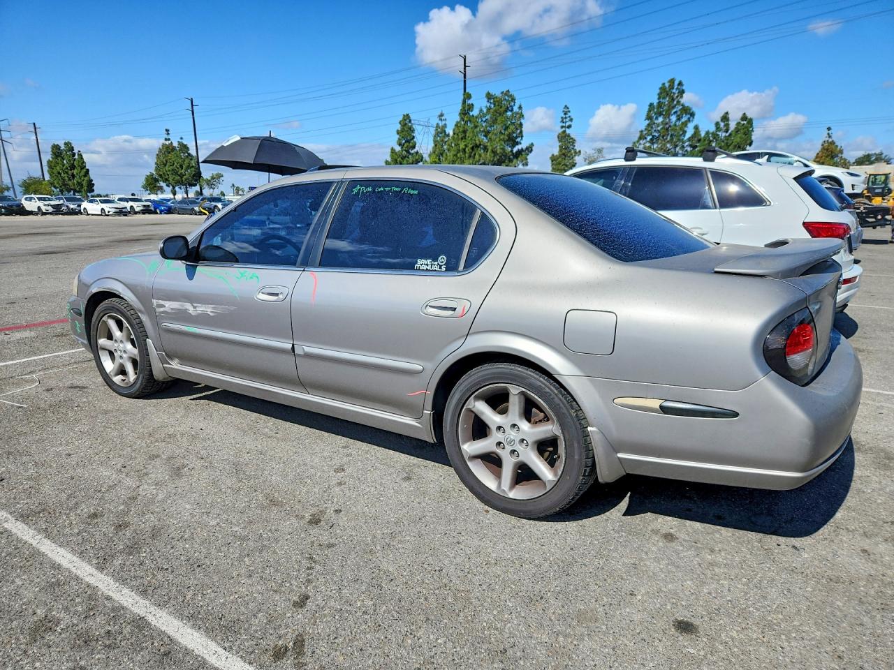 2002 NISSAN MAXIMA