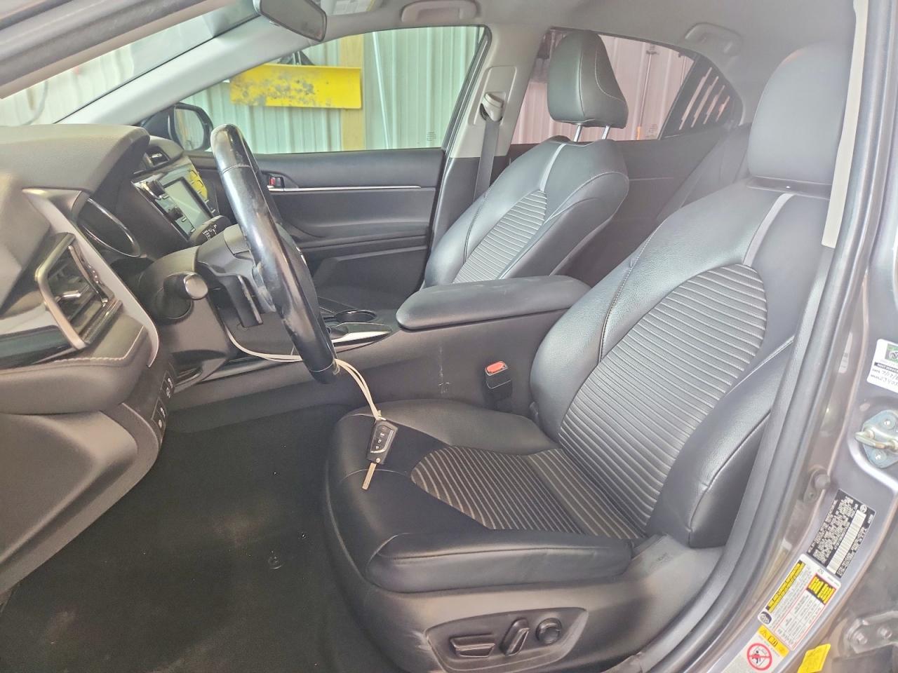 2019 TOYOTA CAMRY