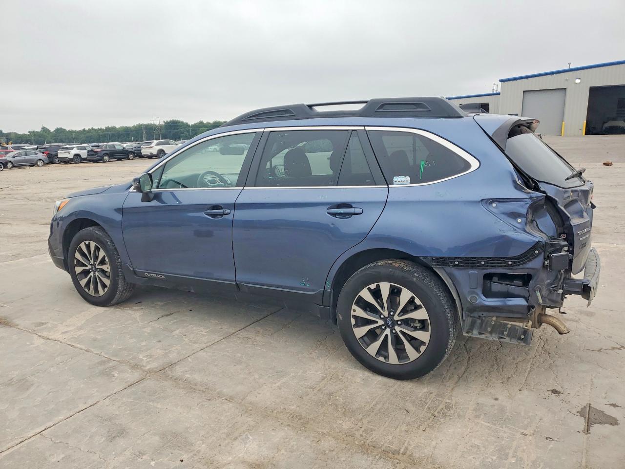 2017 SUBARU OUTBACK