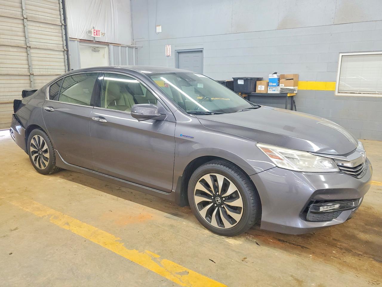 2017 HONDA ACCORD
