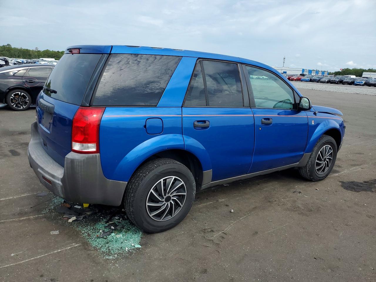 2004 SATURN VUE