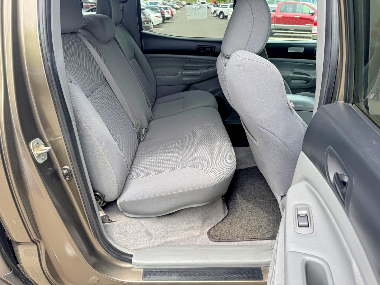 2011 TOYOTA TACOMA