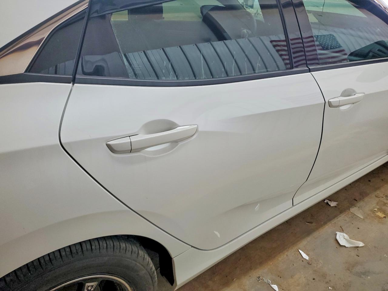 2018 HONDA CIVIC