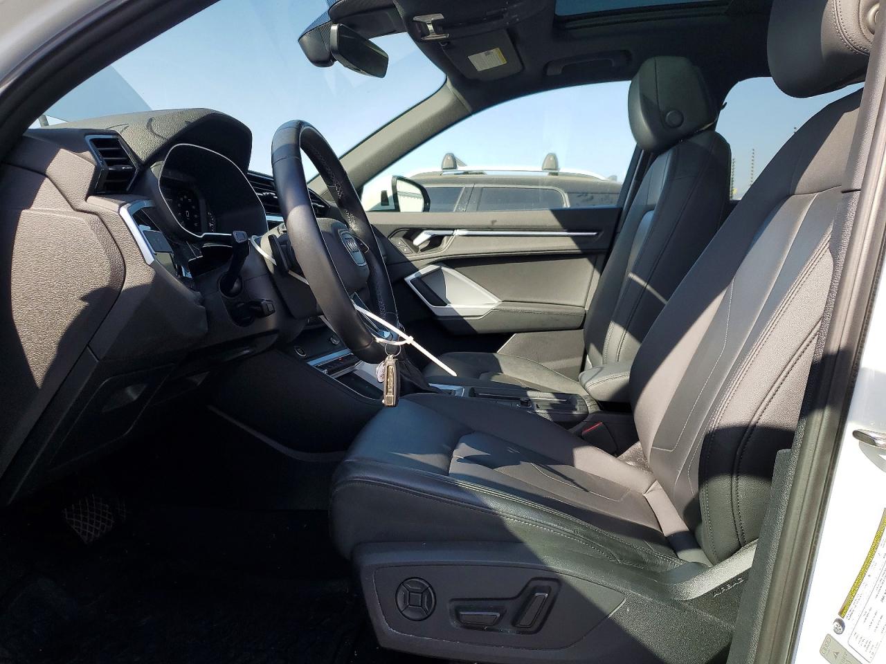 2022 AUDI Q3