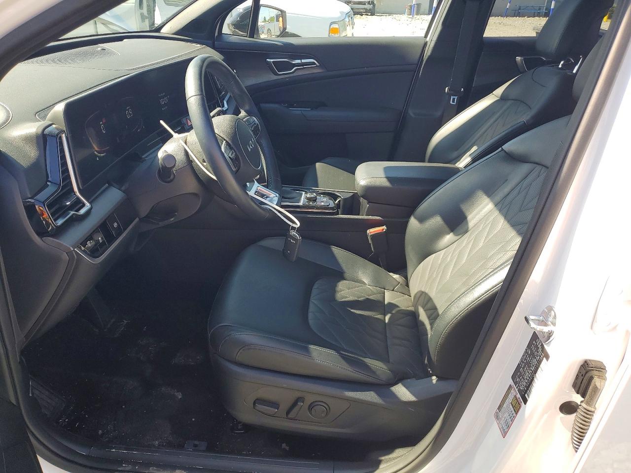 2025 KIA SPORTAGE