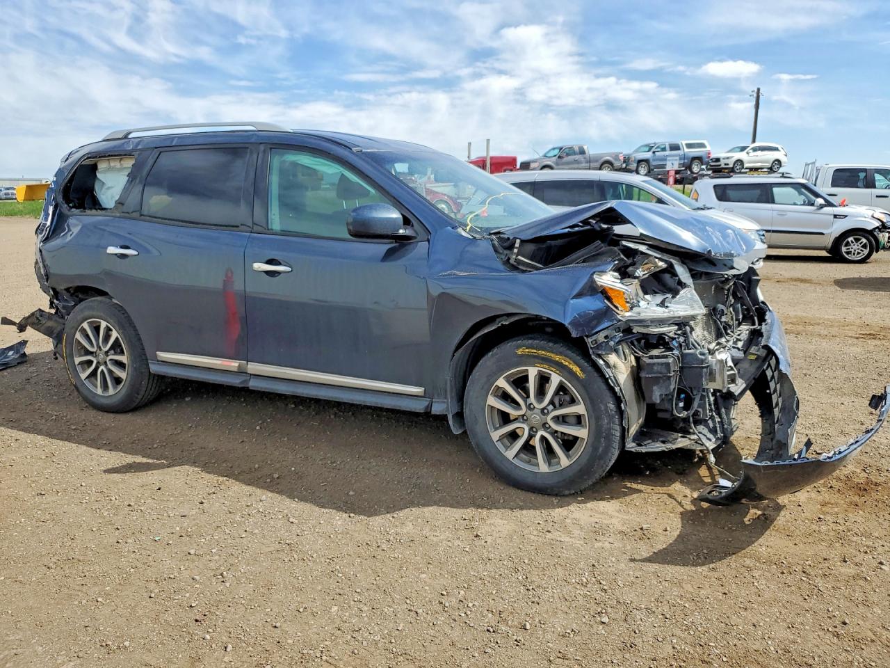 2013 NISSAN PATHFINDER