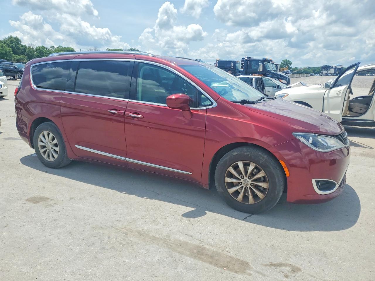 2018 CHRYSLER PACIFICA