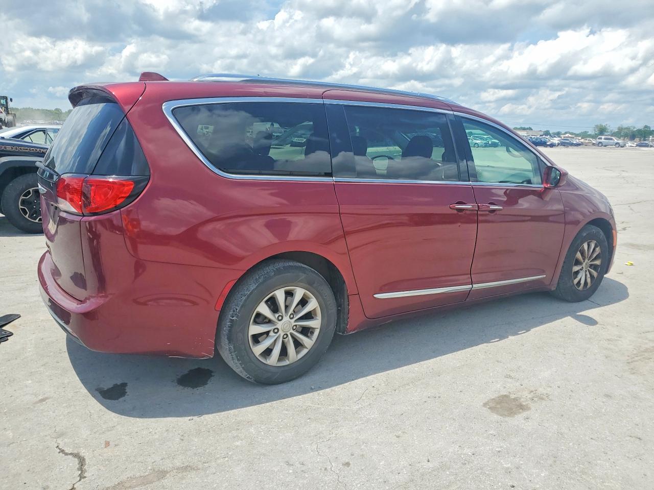 2018 CHRYSLER PACIFICA