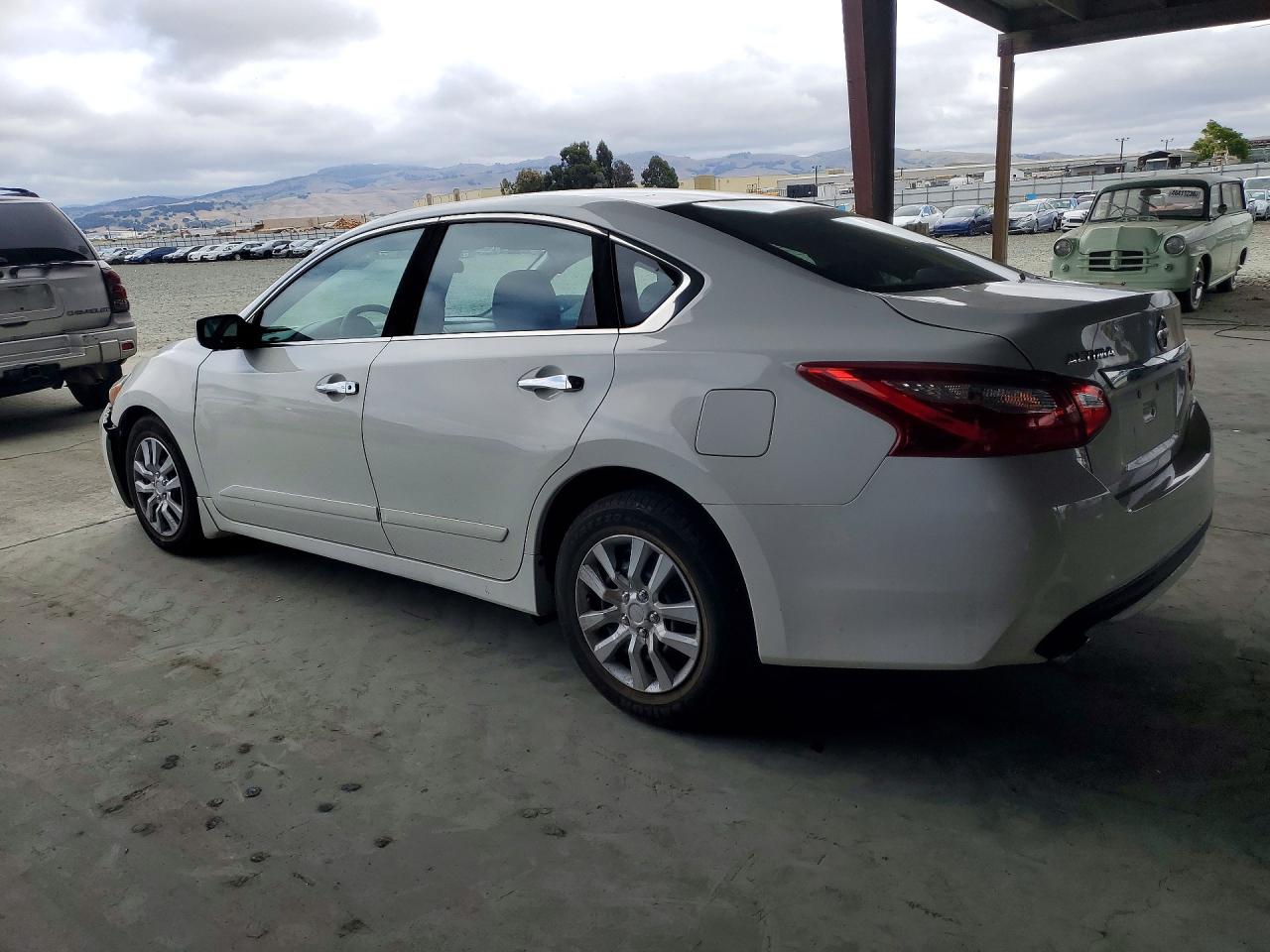 2017 NISSAN ALTIMA