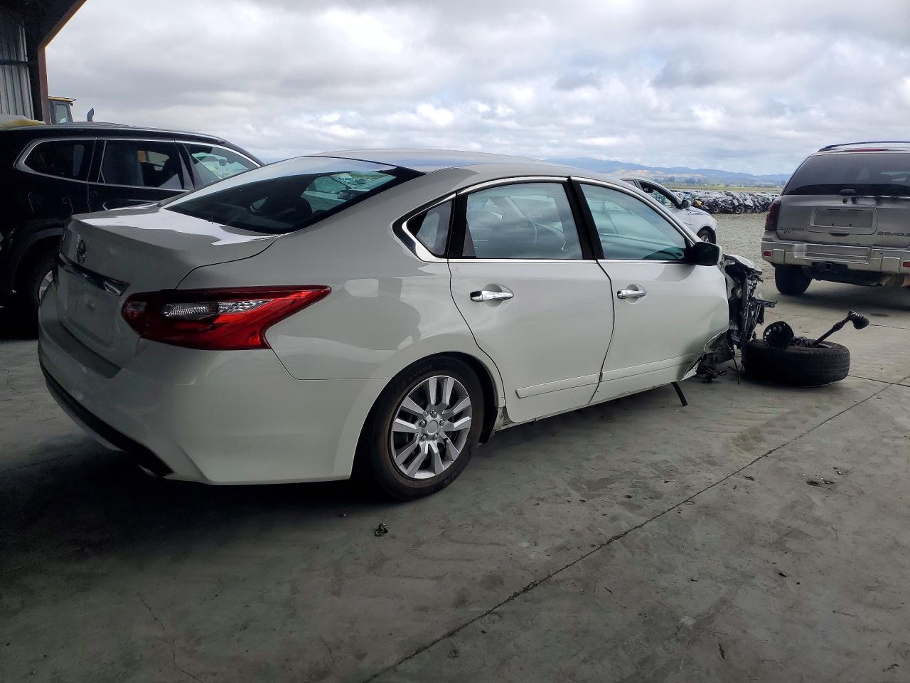 2017 NISSAN ALTIMA